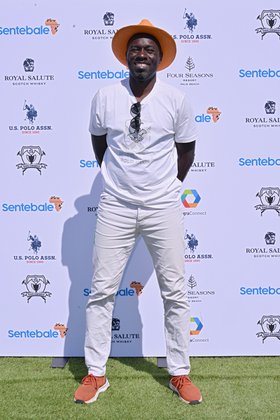 DSC 5949 YhuiJ7ZD-801x1200-e1040d8 resized